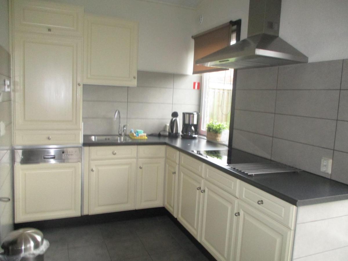 Comfortabel Vakantiehuis Aan Zee En Meer ! 캄퍼란트 외부 사진
